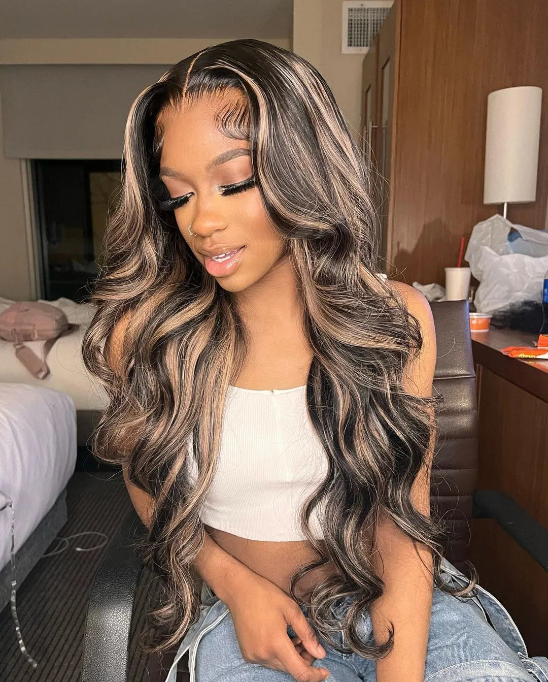 Lace Front Highlight Blonde Body Wave Human Hair Wigs